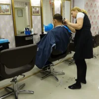 салон-парикмахерская цирюльникъ на кировоградской улице изображение 1